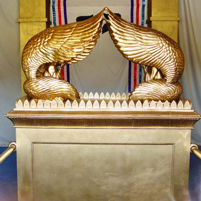ark-of-covenant_dsc00131
